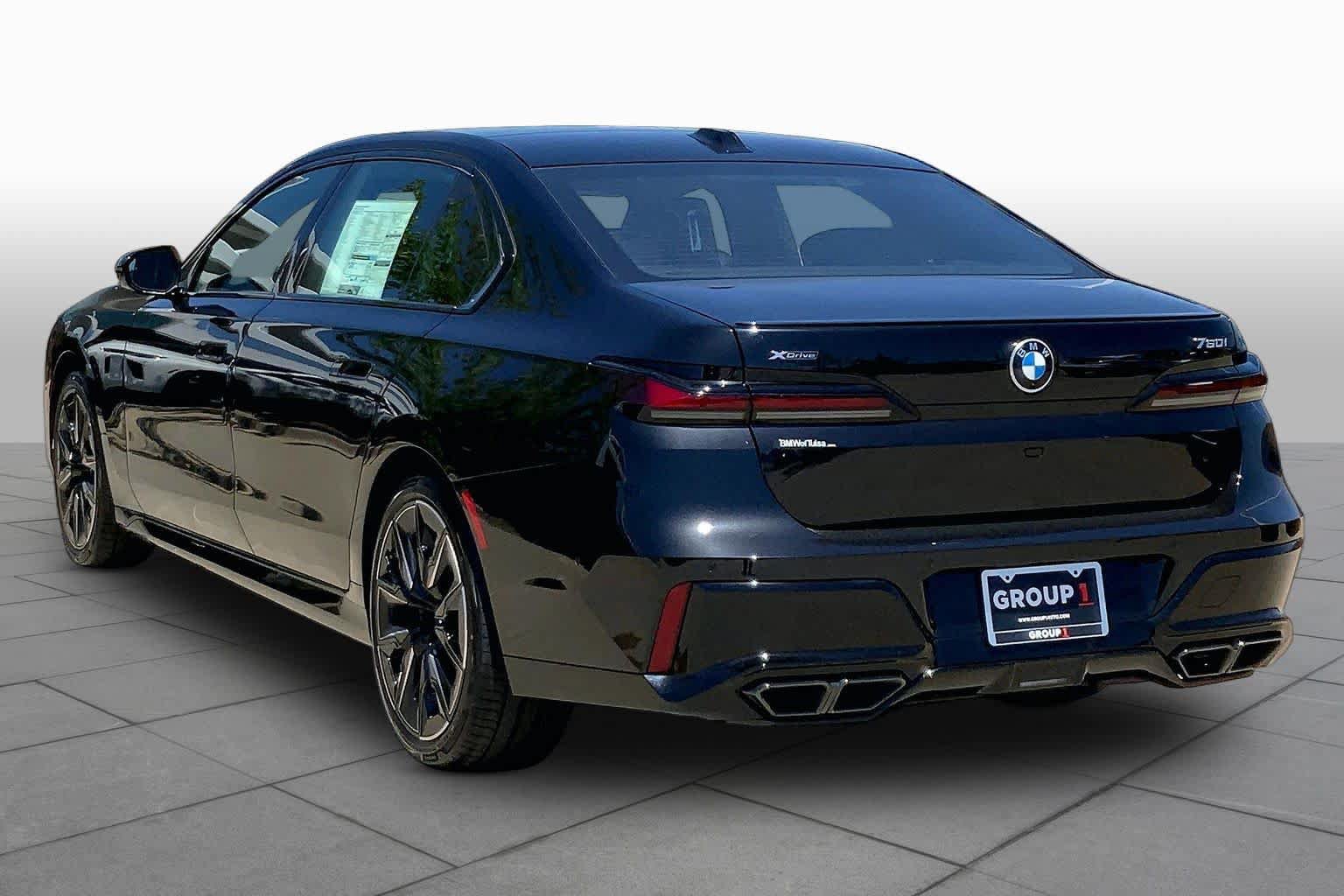 New 2026 BMW 760i xDrive w/ Luxury Rear Seating Package AWD/4WD image 11