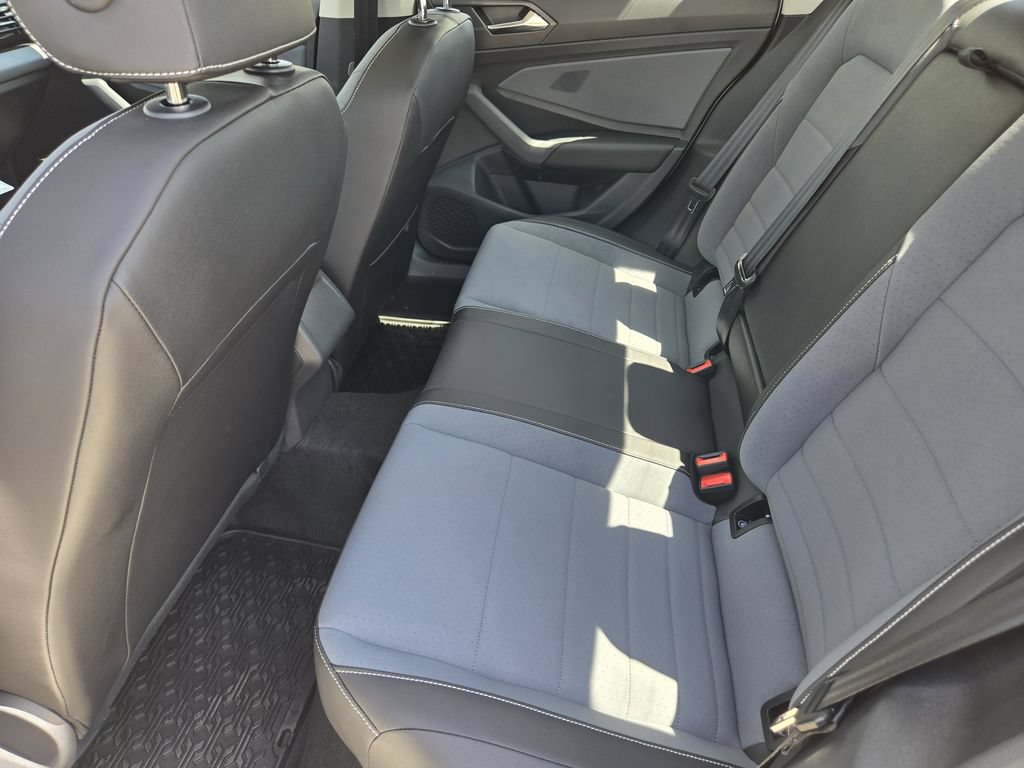 New 2027 Volkswagen Jetta SE FWD image 28