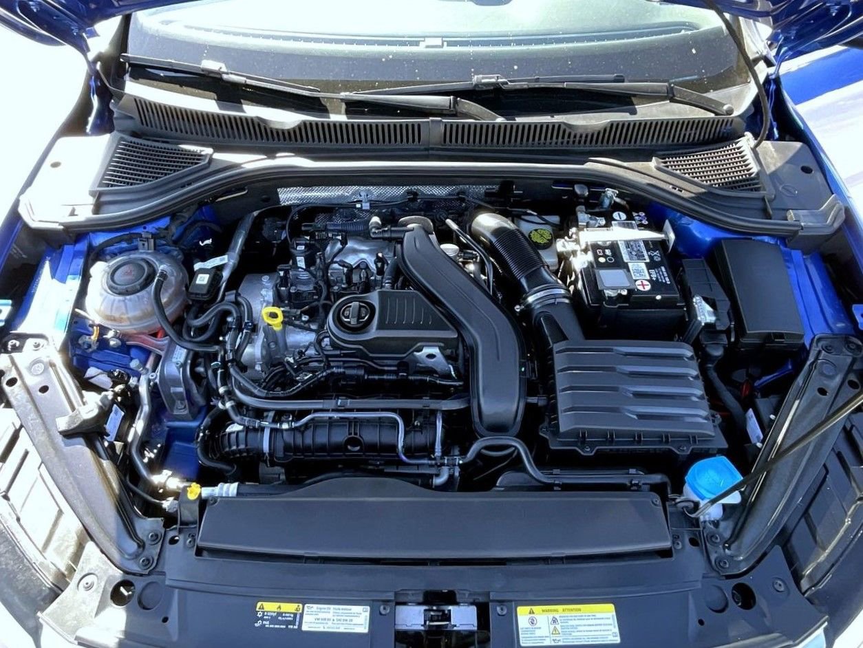 Used 2023 Volkswagen Jetta SE FWD image 25