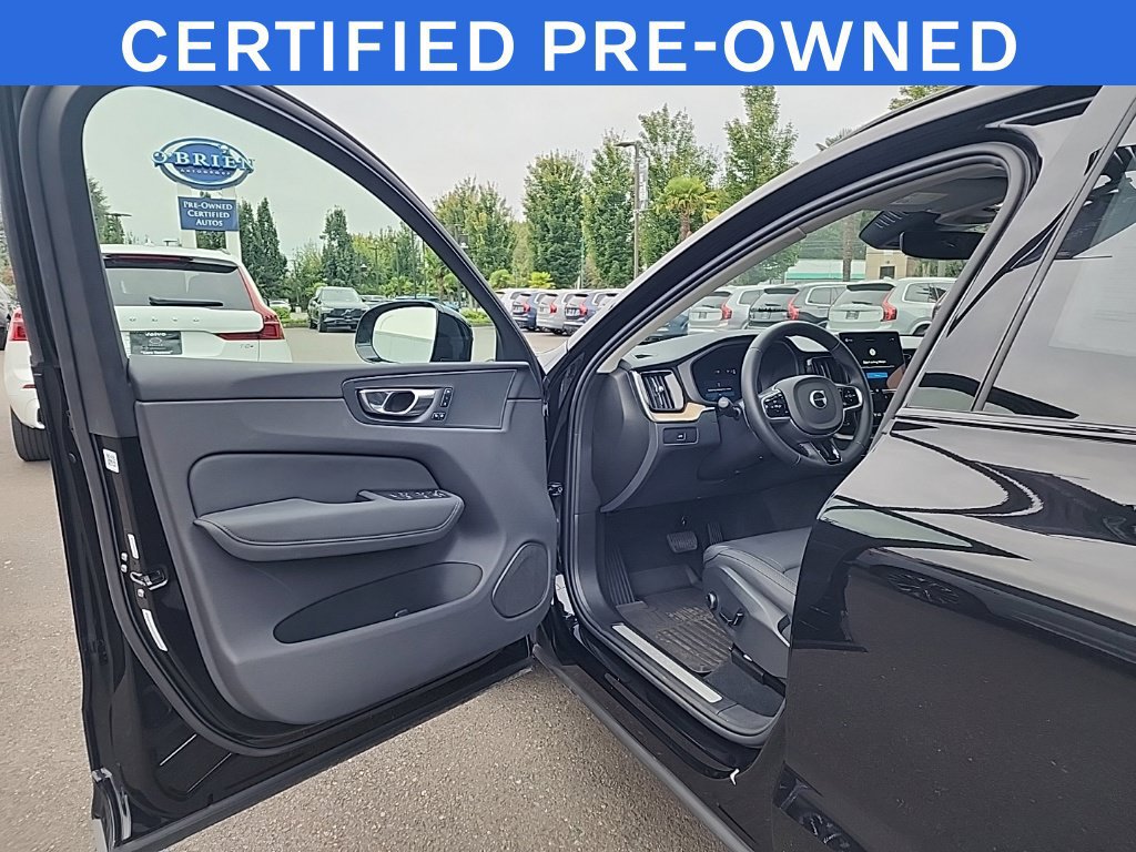 Certified 2026 Volvo XC60 B5 Plus AWD/4WD image 9