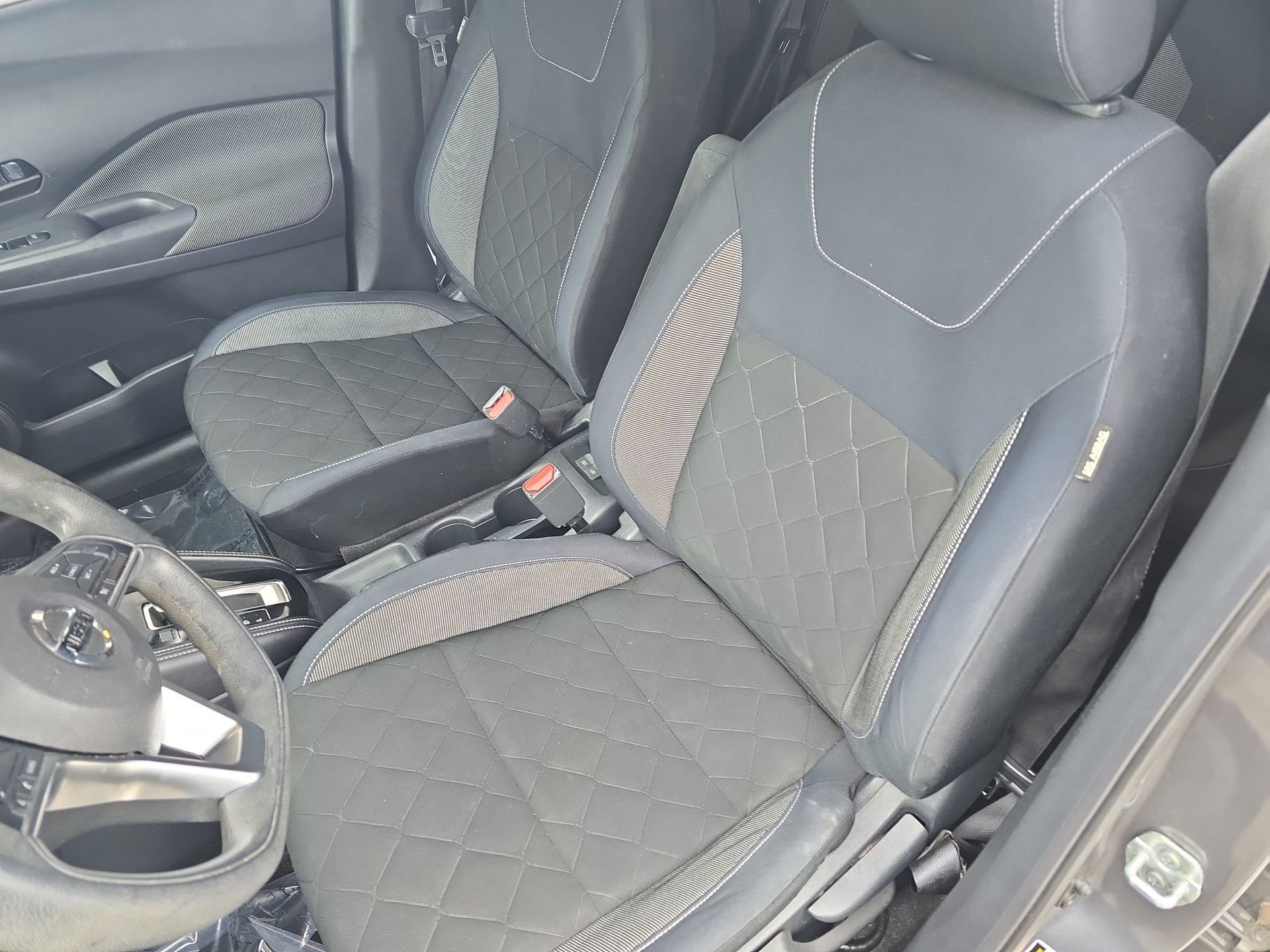 Used 2018 Nissan Kicks S FWD image 14