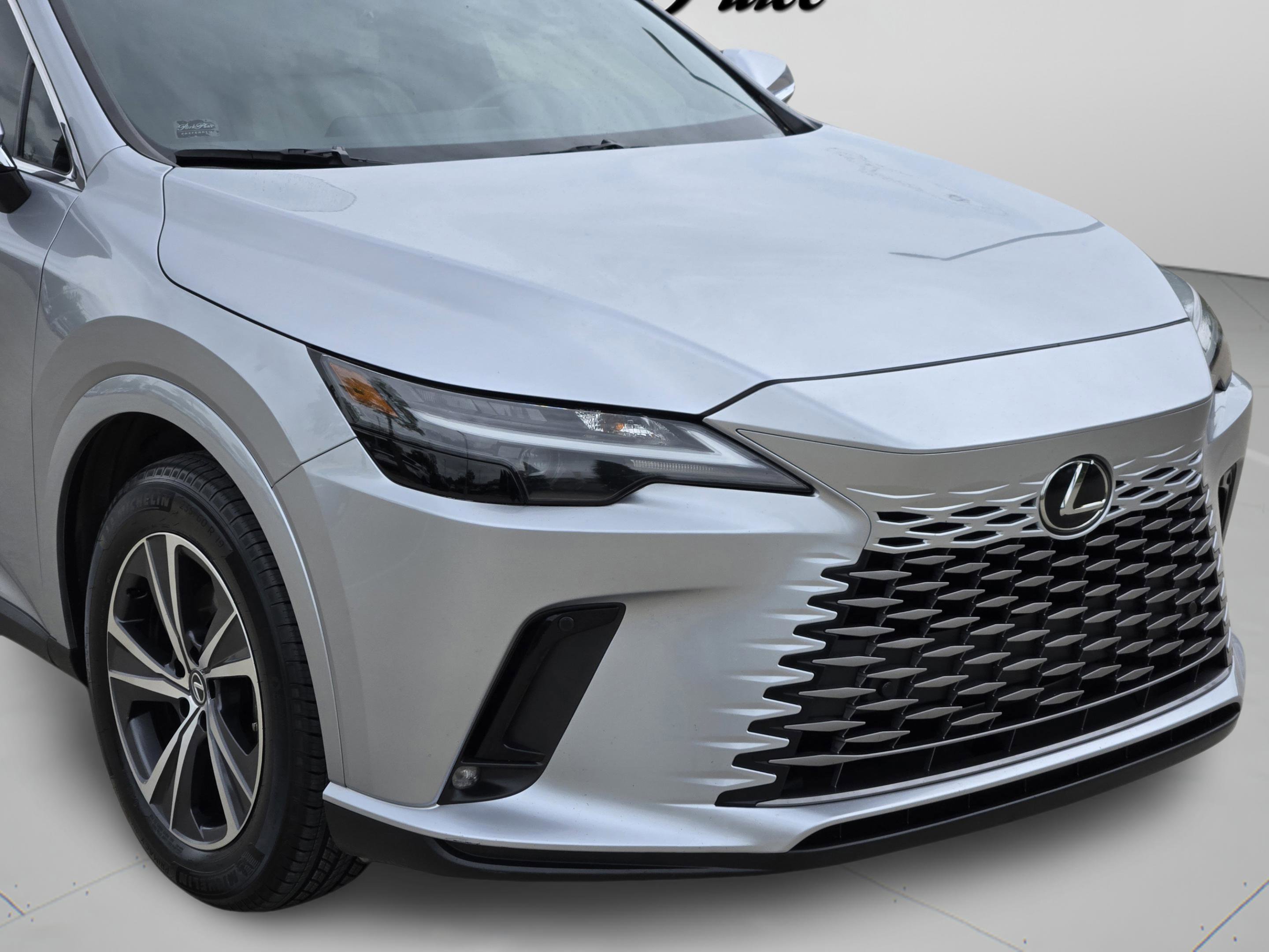 Used 2023 Lexus RX 350 Premium w/ Cold Area Package image 7