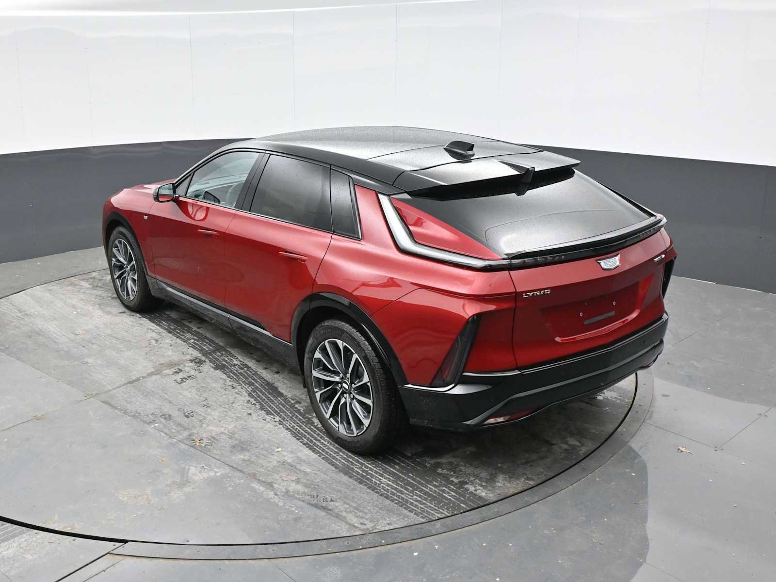 New 2025 Cadillac Lyriq Sport image 27