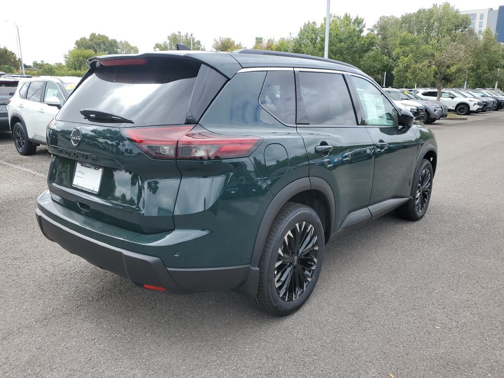 New 2026 Nissan Rogue Dark Armor FWD image 4