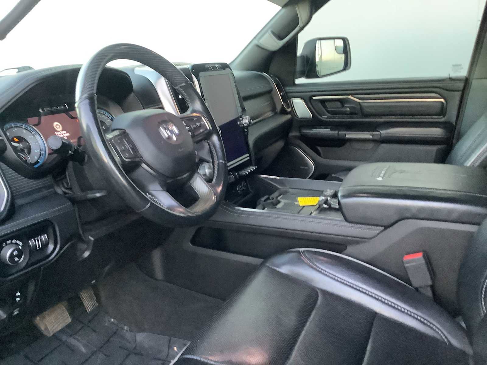 Used 2019 RAM 1500 Limited AWD/4WD image 3