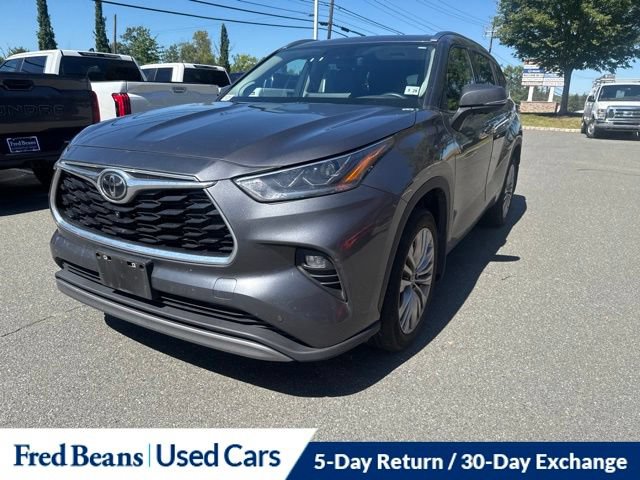 Used 2023 Toyota Highlander Platinum AWD/4WD image 18