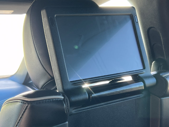 Used 2023 Chrysler Pacifica Limited w/ Uconnect Theater Family Group AWD/4WD image 43