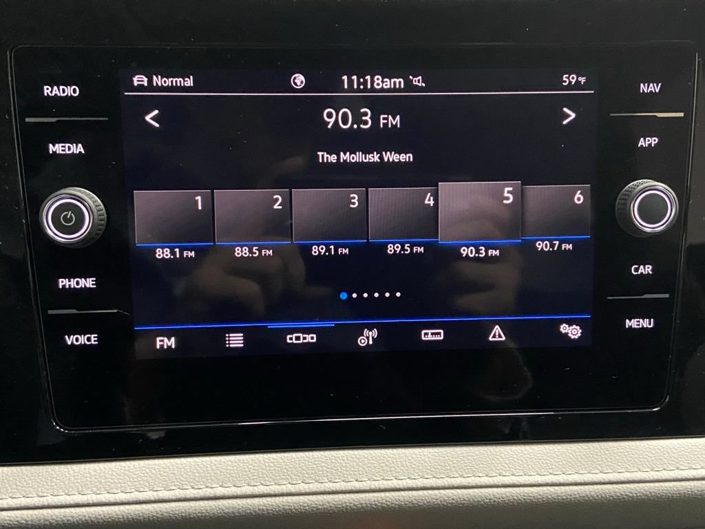 New 2026 Volkswagen Taos SEL AWD/4WD image 12