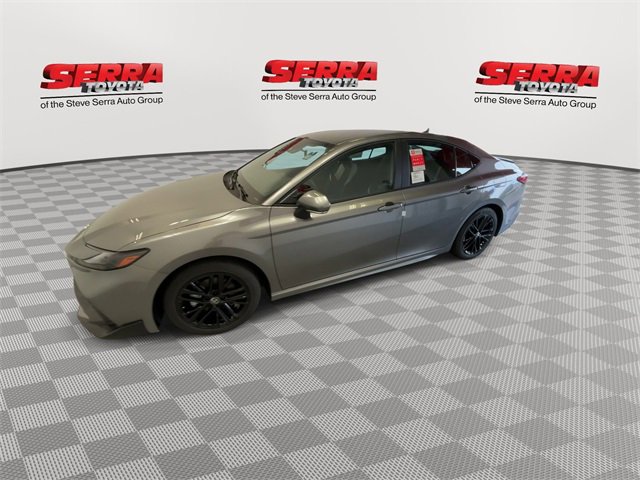 New 2025 Toyota Camry SE image 5