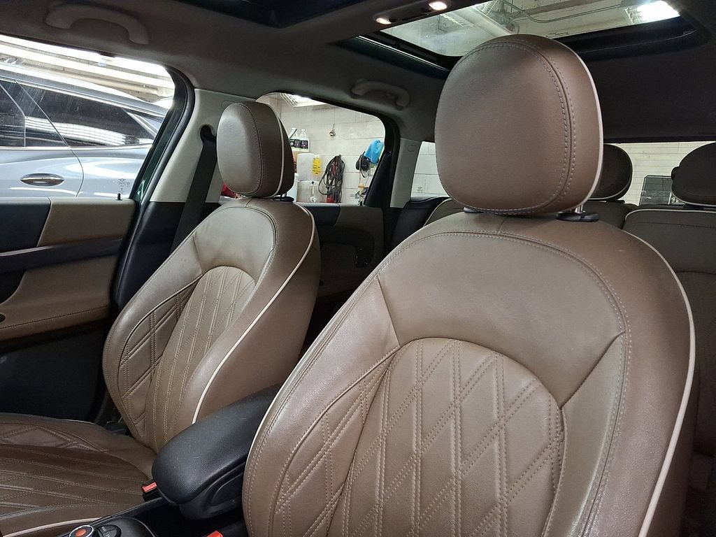Used 2019 MINI Cooper Countryman S w/ Premium Package AWD/4WD image 9