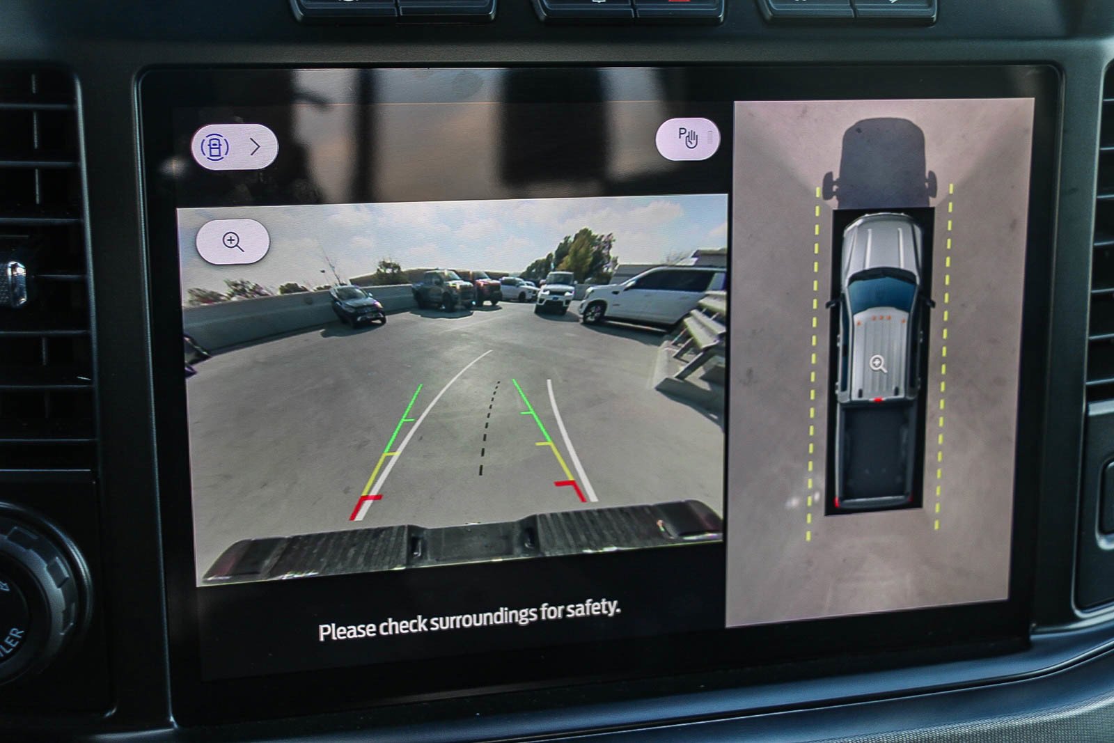 Used 2024 Ford F350 Platinum image 22