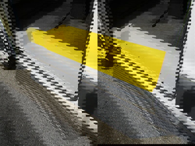 Used 2018 Ford Transit 150 XLT image 19