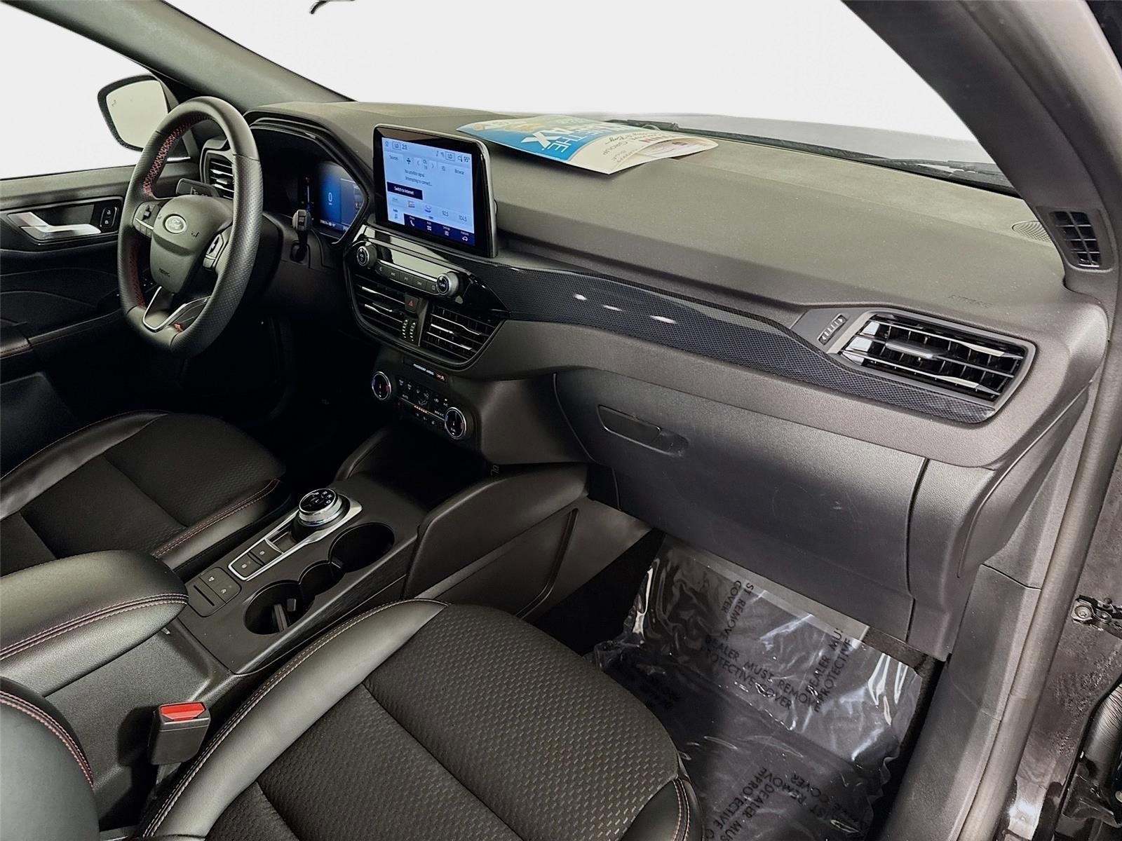 Used 2025 Ford Escape ST-Line Select AWD/4WD image 29