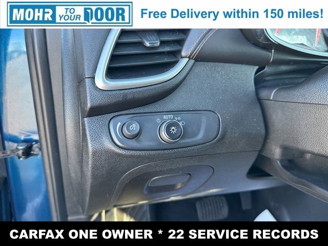 Used 2020 Chevrolet Trax LT w/ LT Convenience Package image 21