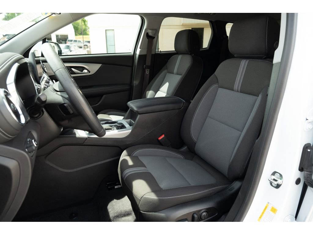 Used 2024 Chevrolet Blazer LT w/ Convenience Package FWD image 12