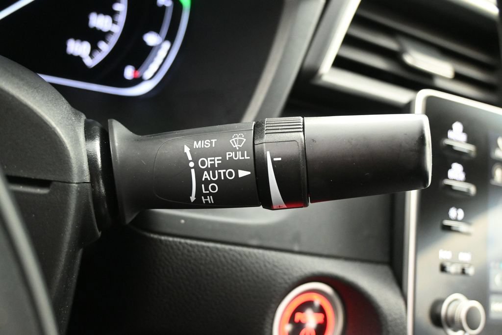Used 2019 Honda Insight Touring image 15