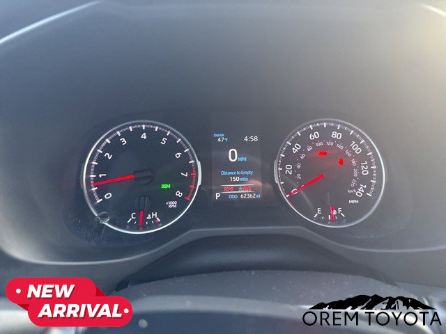 Used 2022 Toyota RAV4 XLE Premium image 10