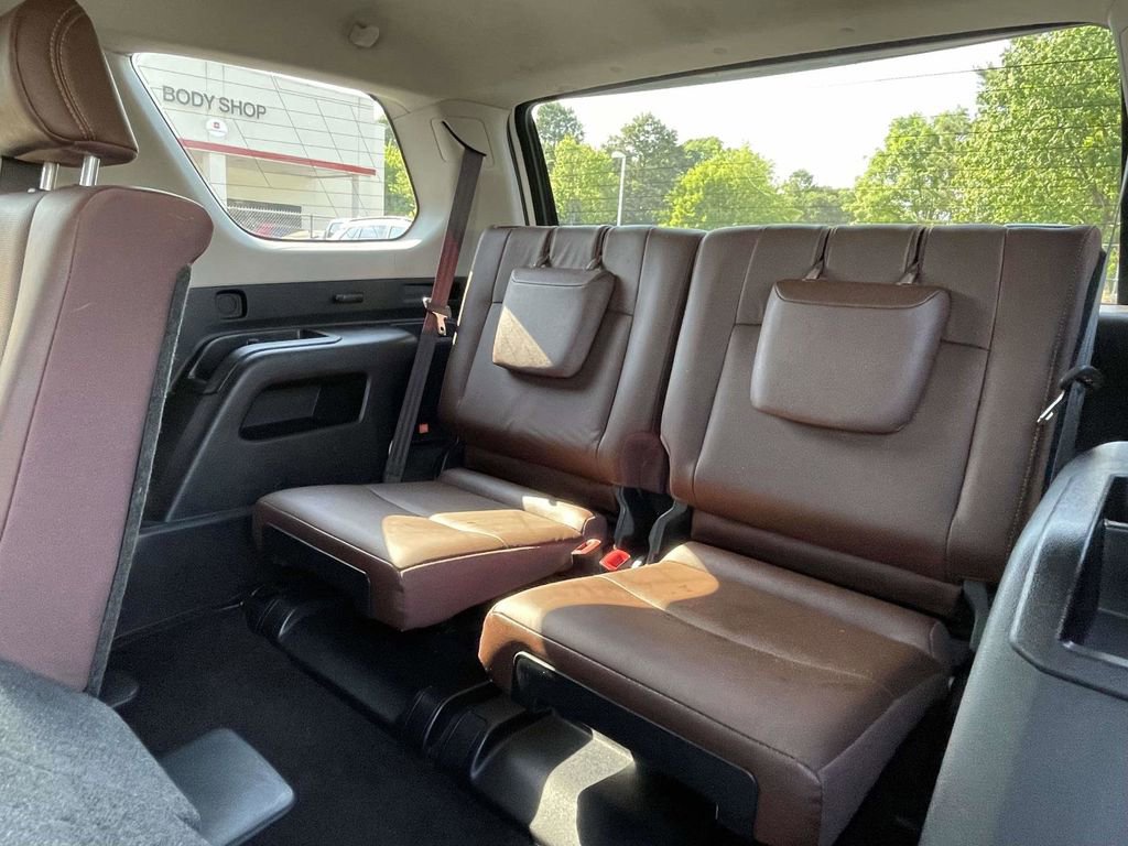Used 2023 Toyota 4Runner Limited RWD image 10