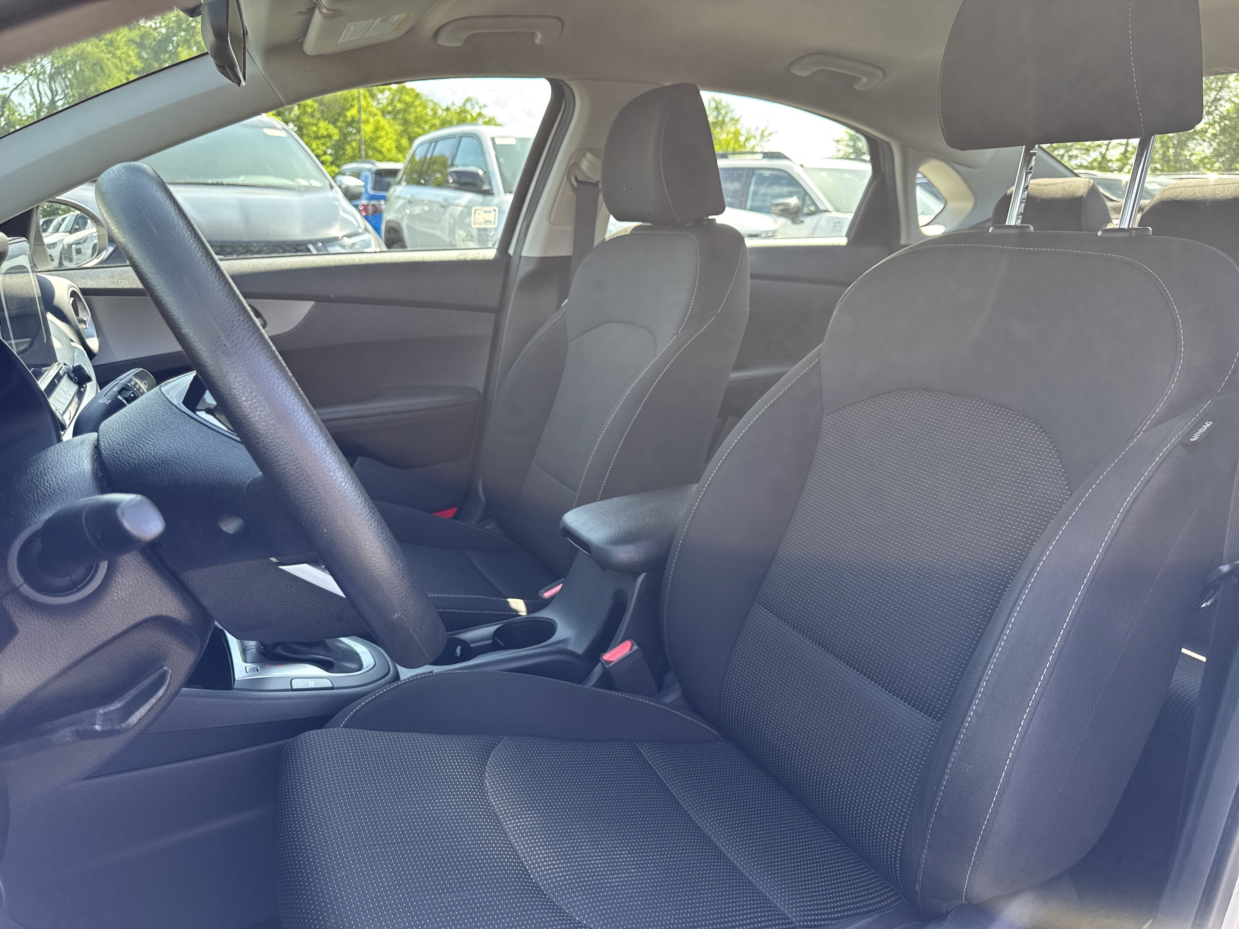 Used 2019 Kia Forte LXS FWD image 12