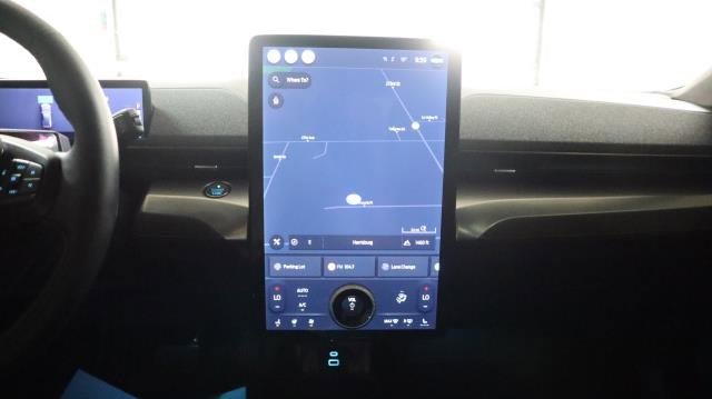 Used 2022 Ford Mustang Mach-E GT image 13