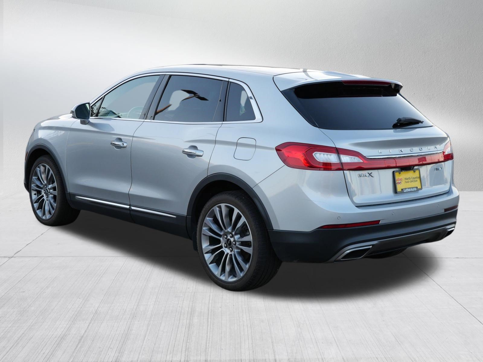 Used 2018 Lincoln MKX Reserve w/ Lincoln MKX Climate Package AWD/4WD image 5