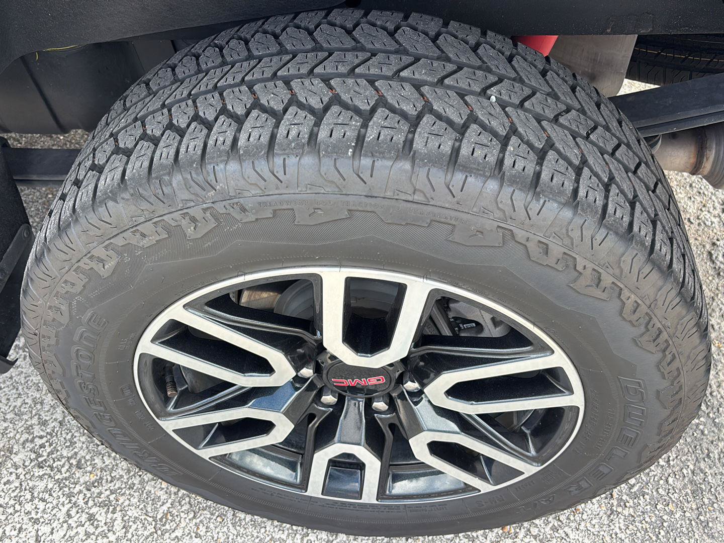 Used 2023 GMC Sierra 1500 AT4 w/ AT4 Premium Package AWD/4WD image 11