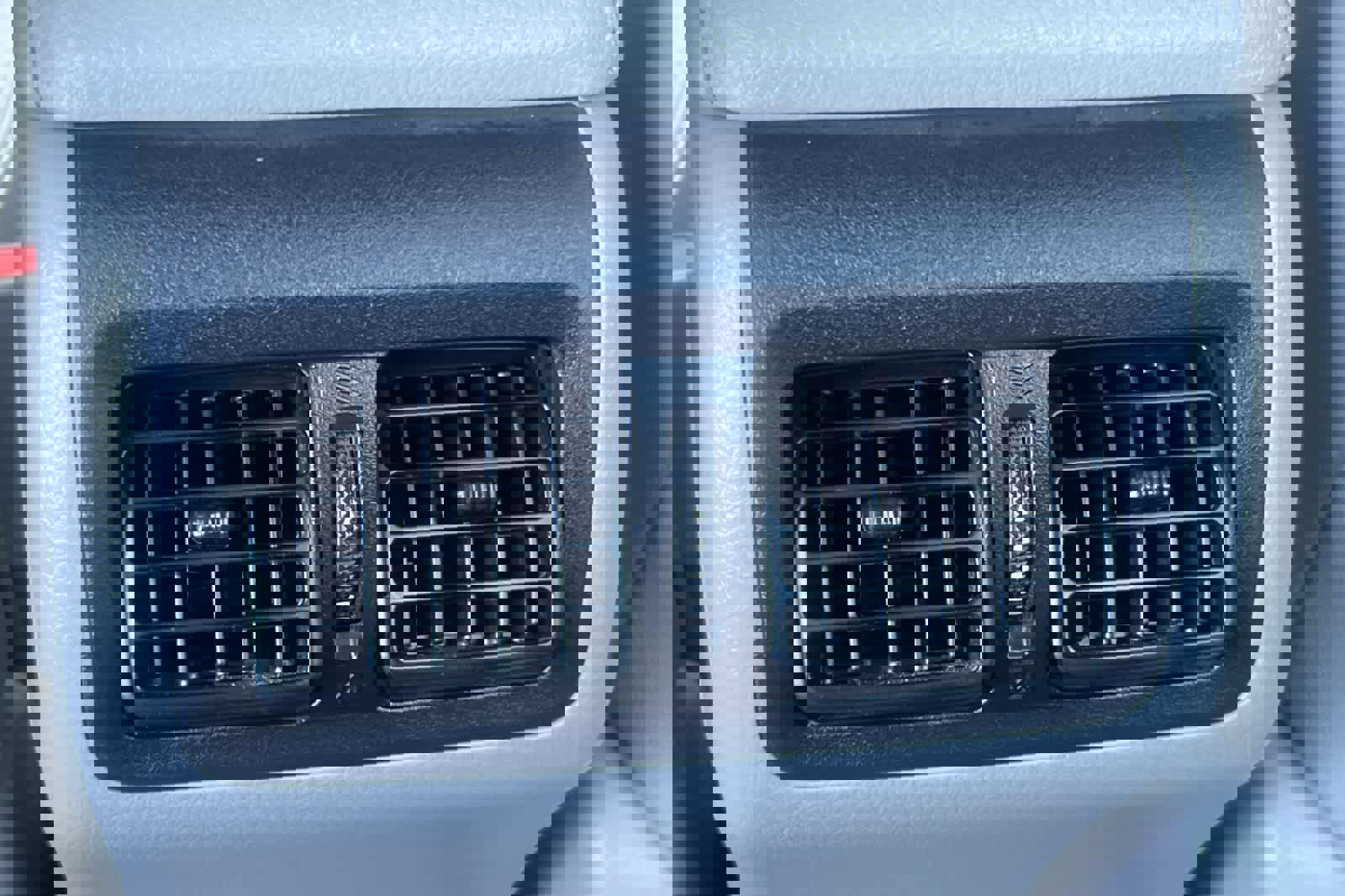 Used 2017 Toyota Camry XLE image 14