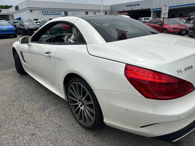 Used 2017 Mercedes-Benz SL 550 image 3