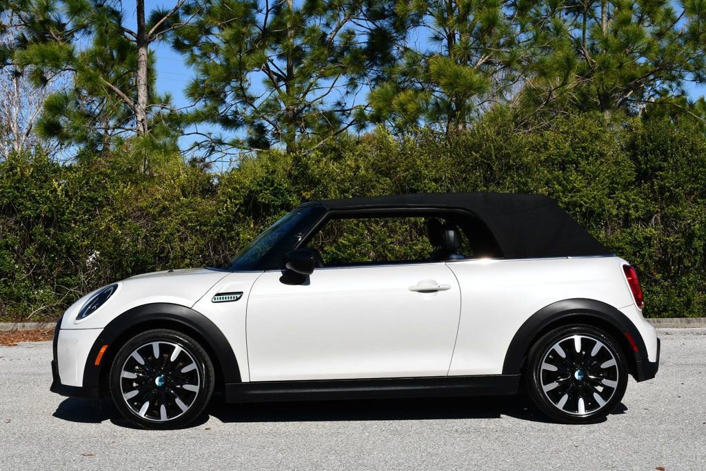 Used 2024 MINI Cooper S w/ Seaside Edition image 37