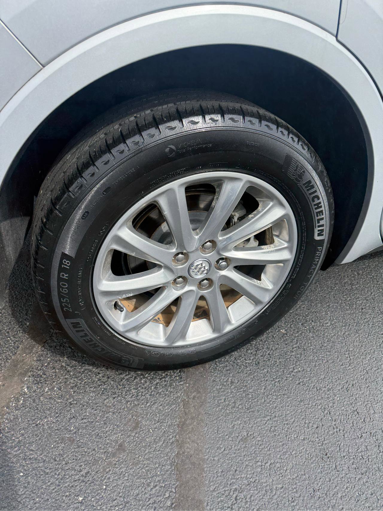 Used 2019 Buick Envision Essence AWD/4WD image 11