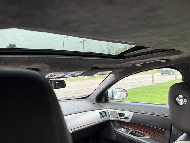 Used 2014 Jaguar XF 3.0 AWD/4WD image 14
