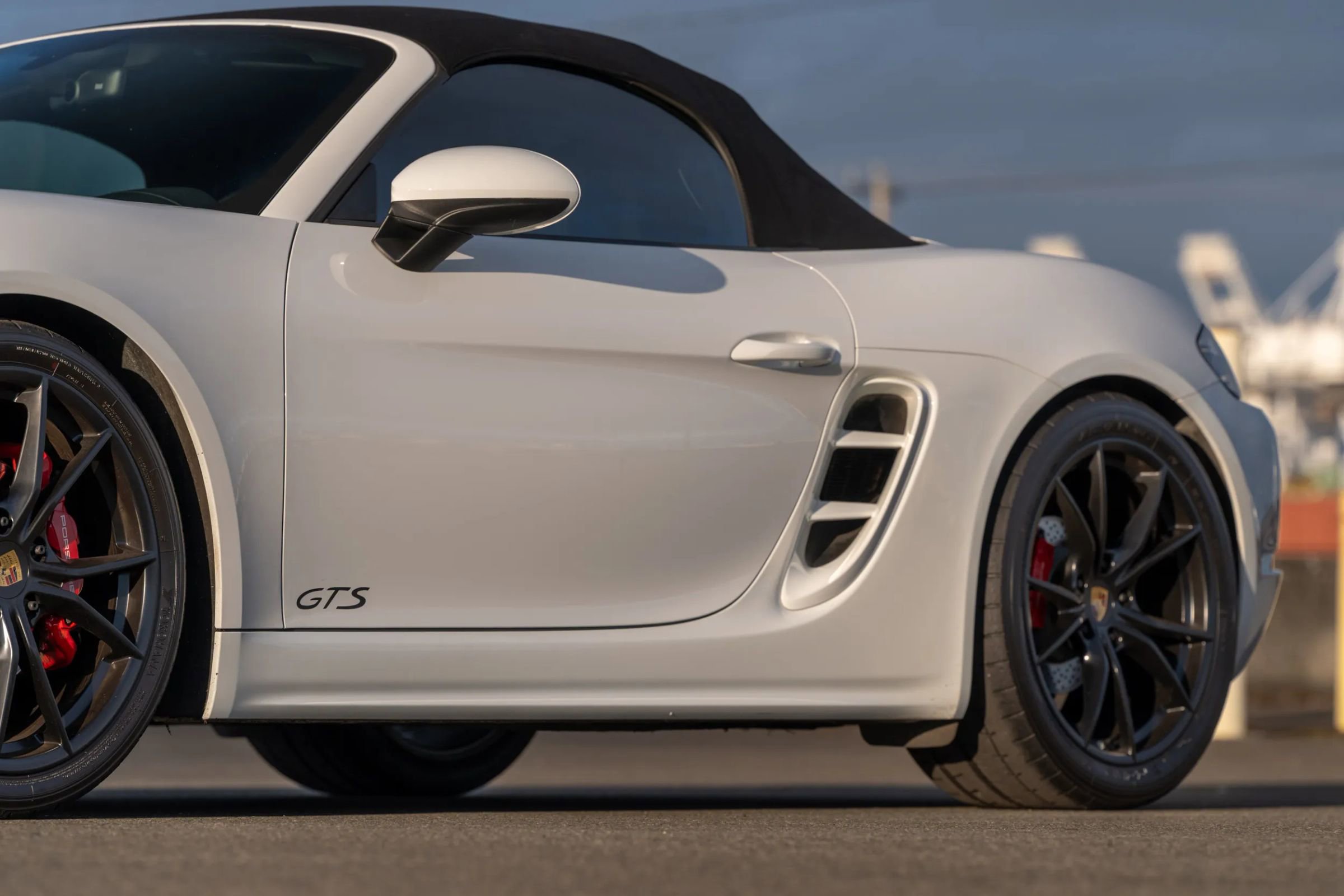 Used 2018 Porsche 718 Boxster GTS RWD image 96