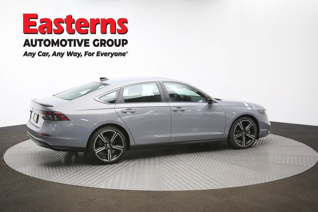 Used 2025 Honda Accord Sport image 40
