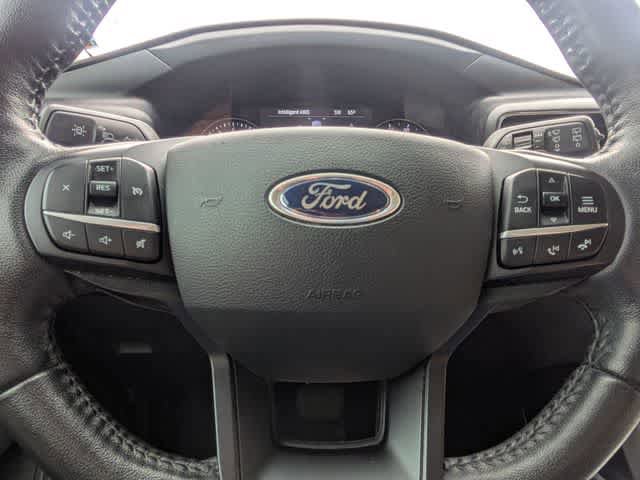 Used 2020 Ford Explorer XLT w/ Equipment Group 202A AWD/4WD image 21
