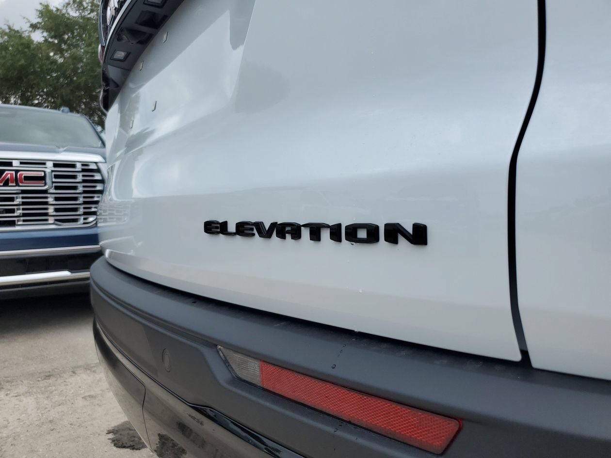 New 2026 GMC Acadia Elevation w/ Black Edition FWD image 9
