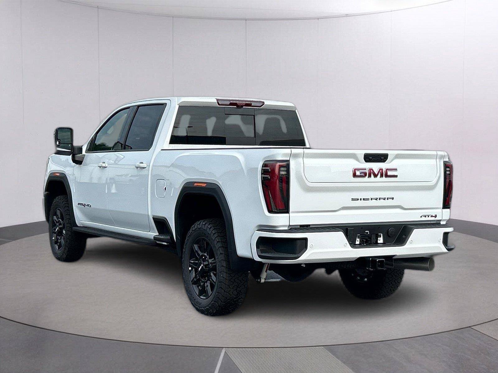 New 2026 GMC Sierra 2500 AT4 w/ AT4 Premium Plus Package AWD/4WD image 3