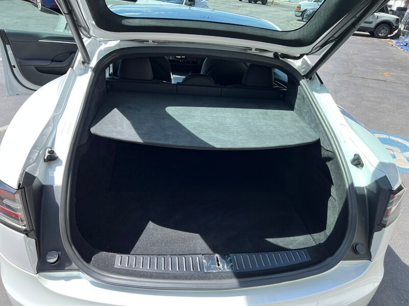 Used 2022 Tesla Model S Plaid image 22