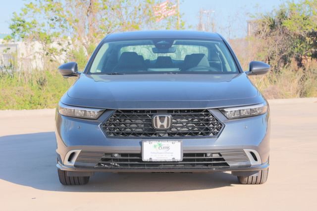 New 2026 Honda Accord Touring image 2