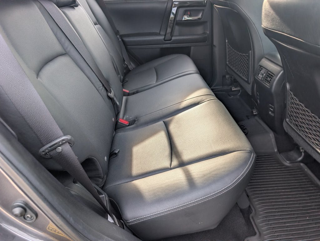 Used 2019 Toyota 4Runner Limited AWD/4WD image 4