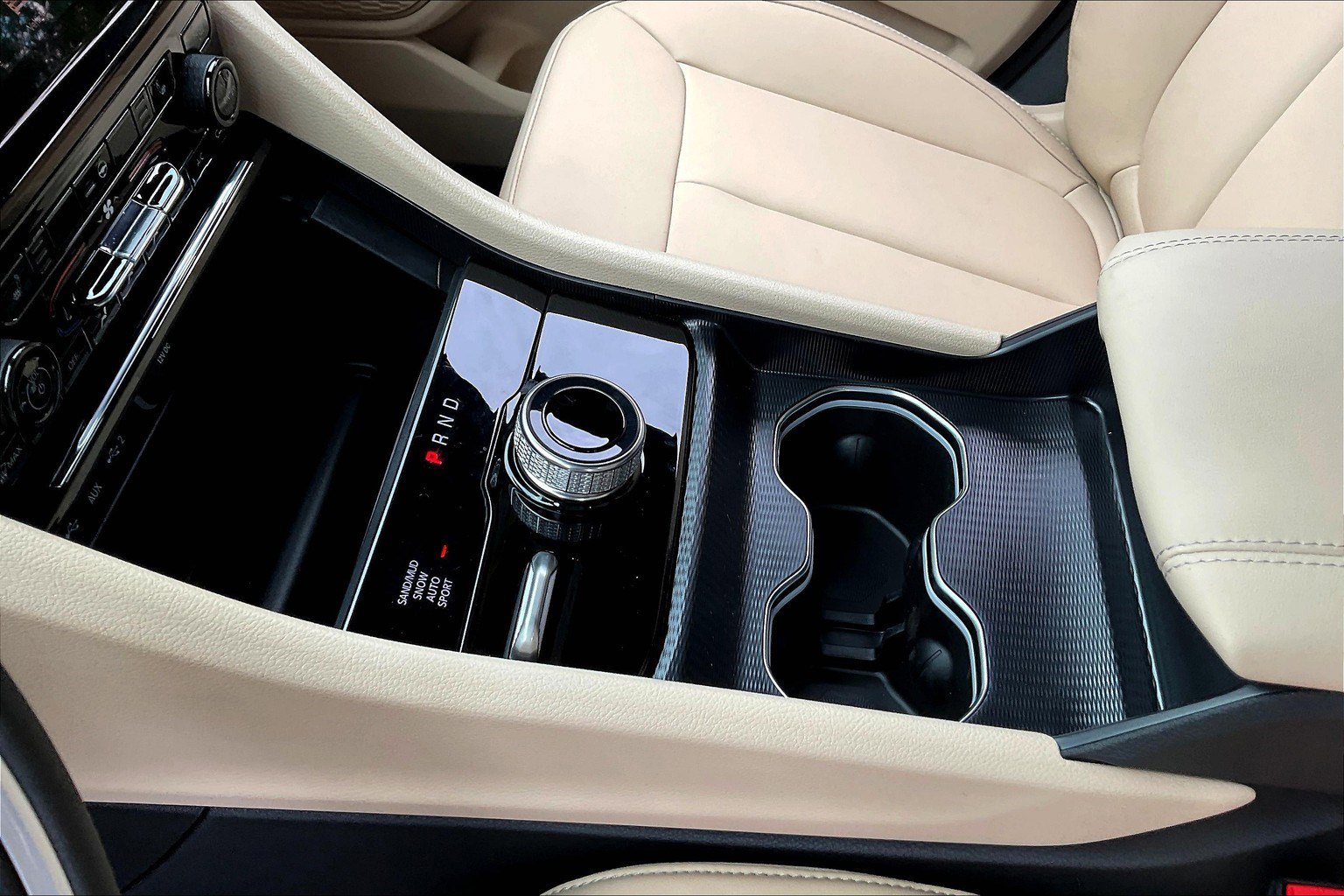 New 2025 Jeep Grand Cherokee Limited image 8