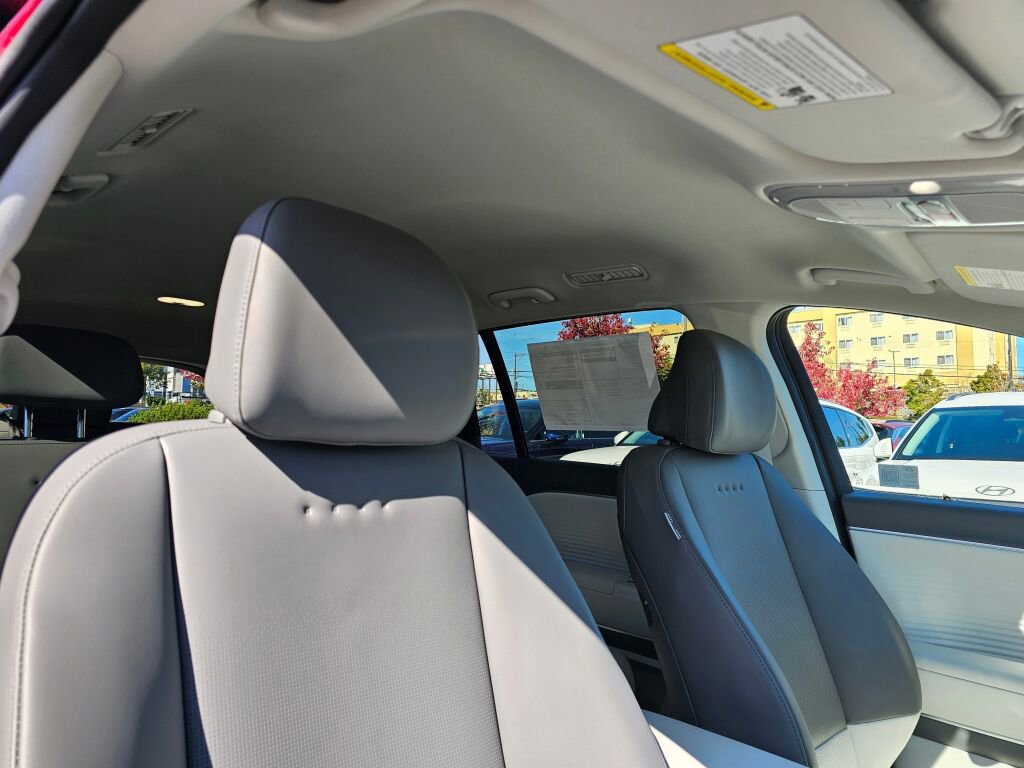 New 2026 Hyundai Ioniq 9 SEL image 11