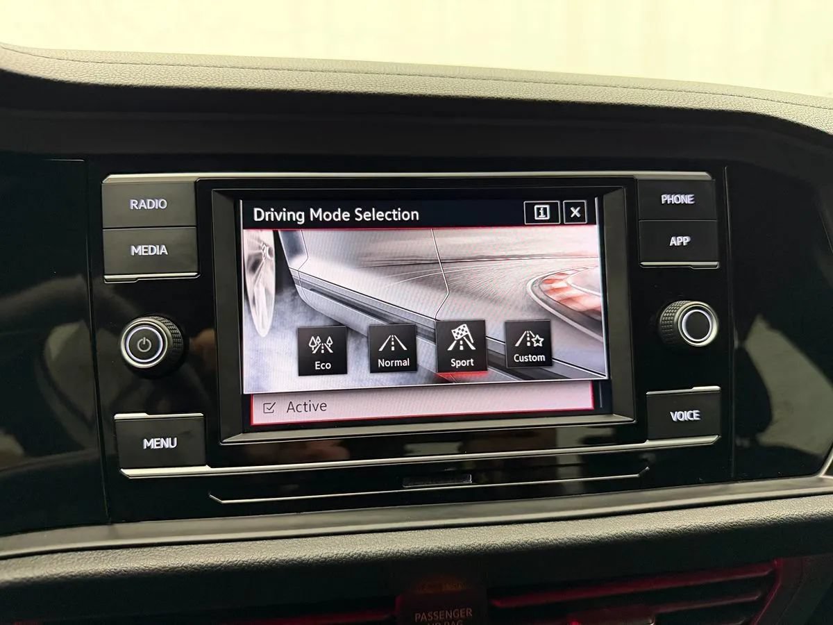 Used 2021 Volkswagen Jetta GLI FWD image 19