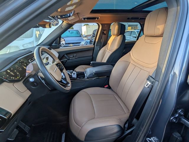 Used 2023 Land Rover Range Rover Sport SE Dynamic image 5