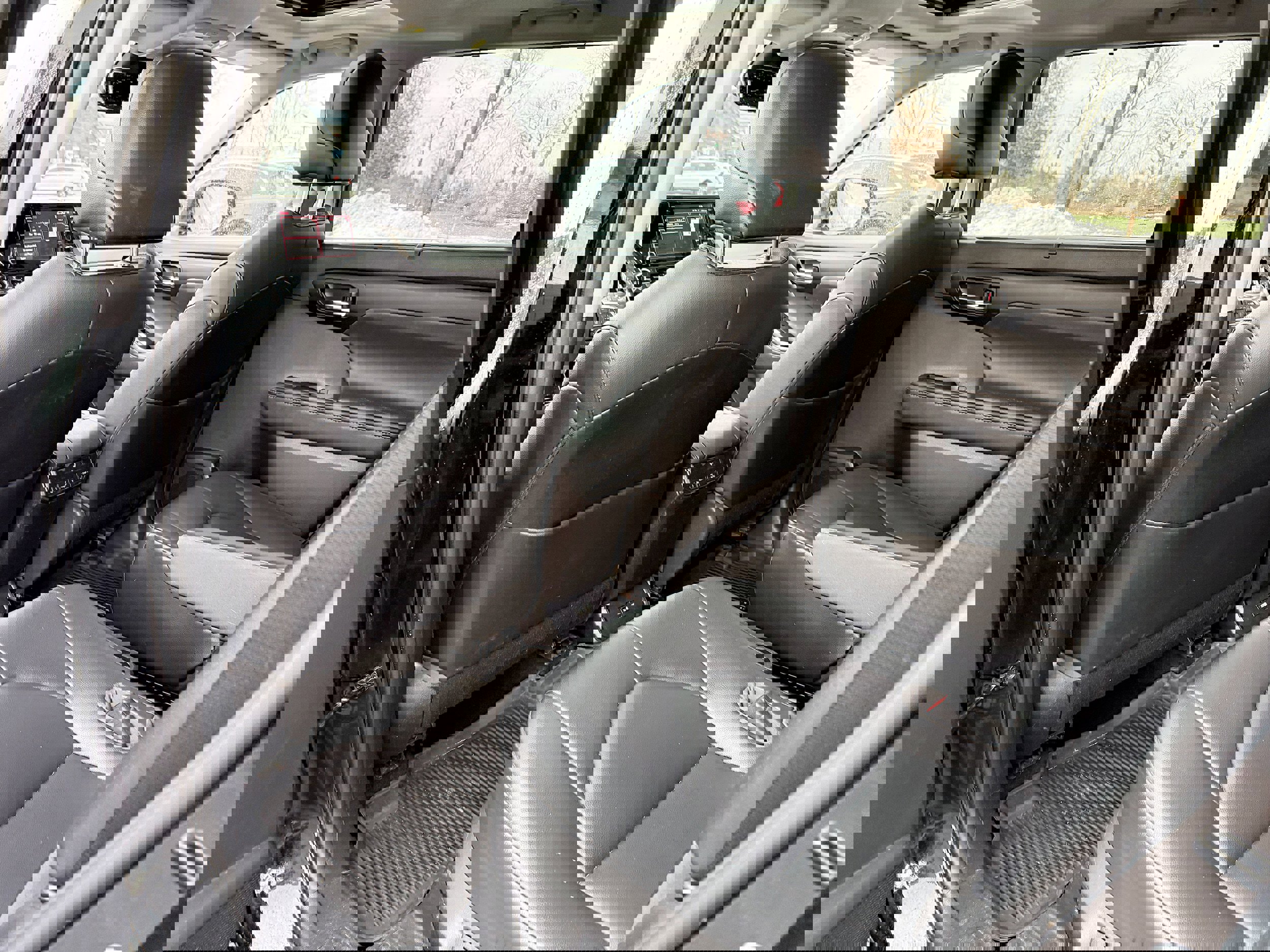 Used 2021 Toyota Highlander XLE image 20