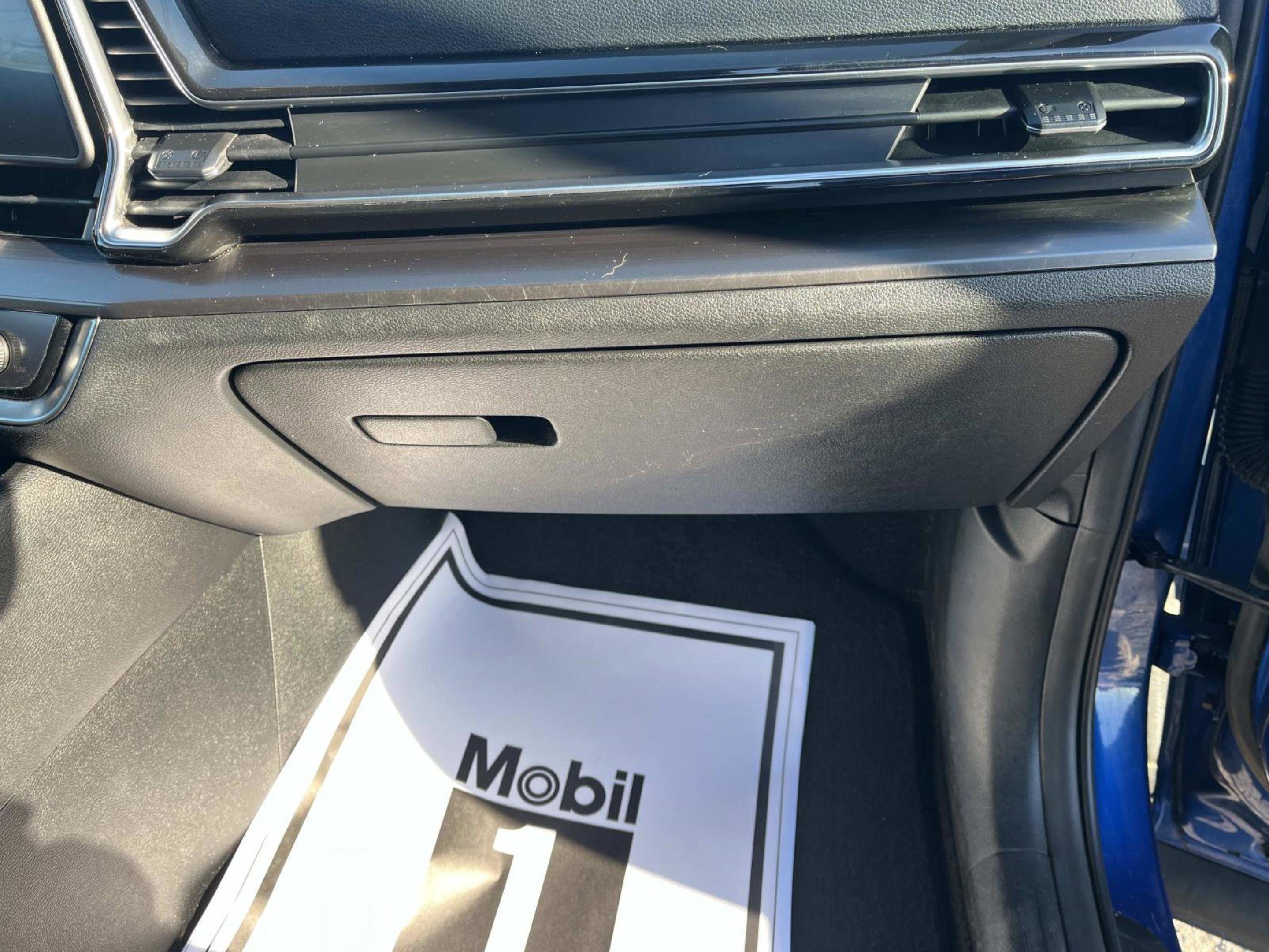 Used 2023 Kia Sportage EX image 26