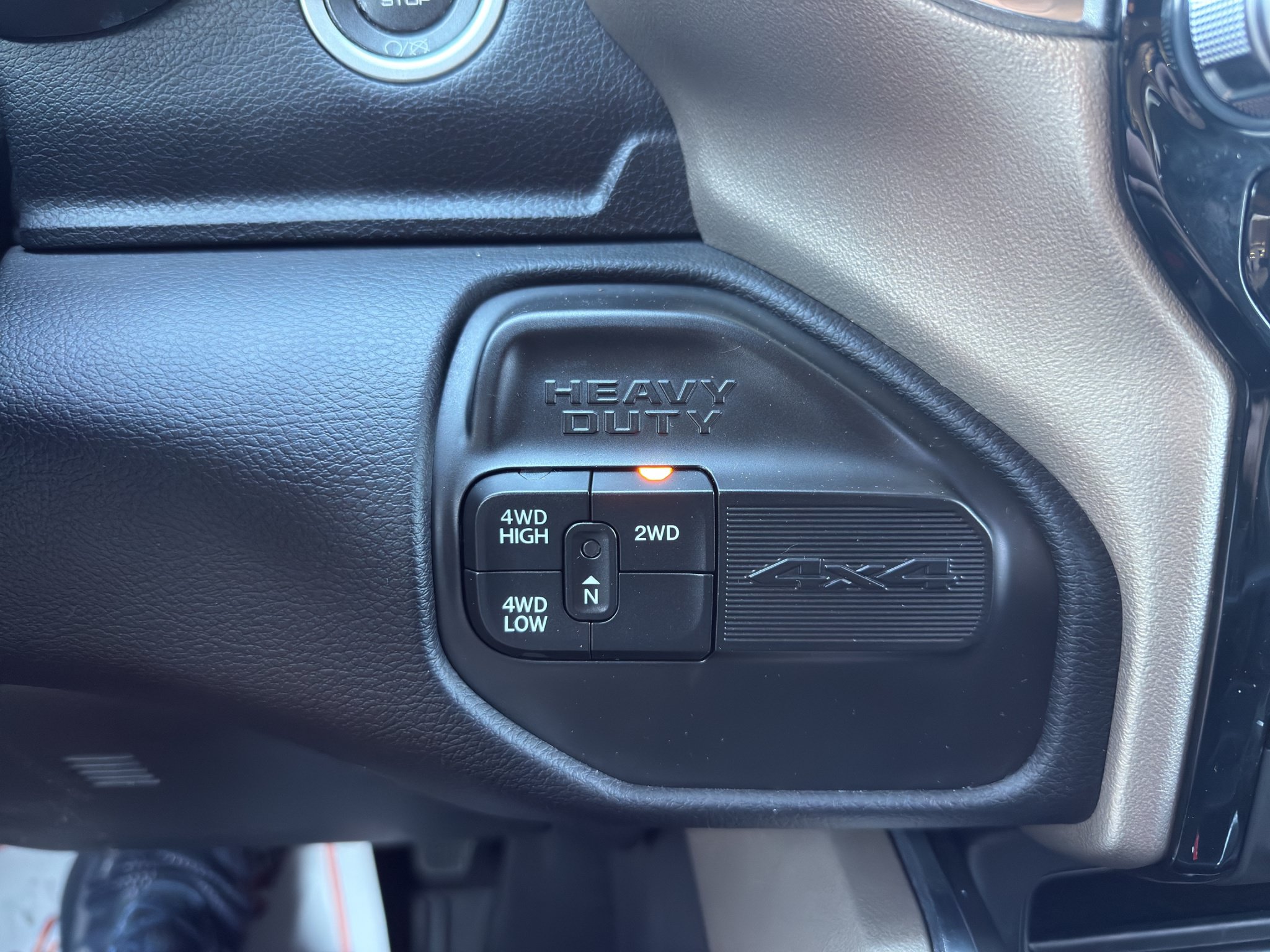 Used 2022 RAM 3500 Laramie AWD/4WD image 25