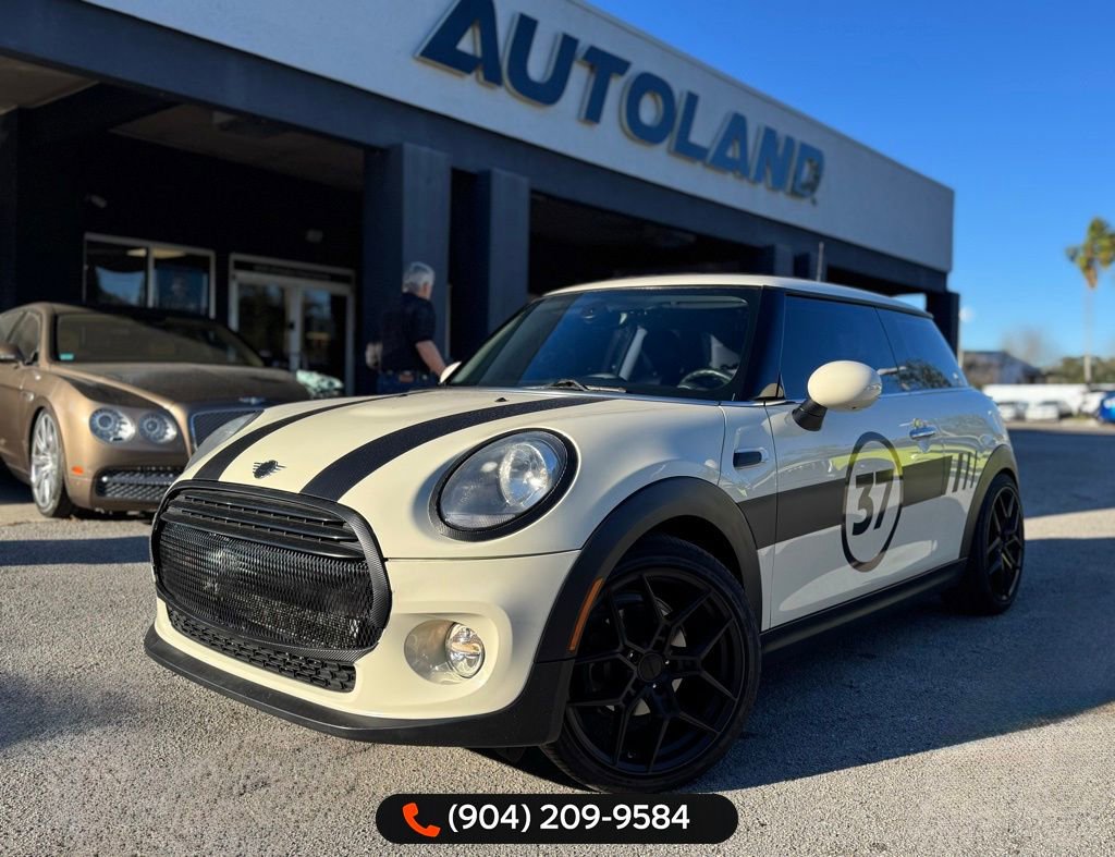 Used 2019 MINI Cooper 2-Door Hardtop w/ Signature Upholstery Package