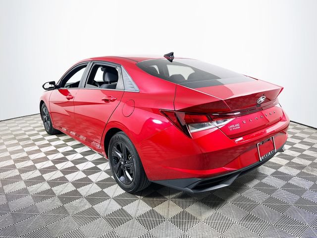 Used 2023 Hyundai Elantra SEL FWD image 5