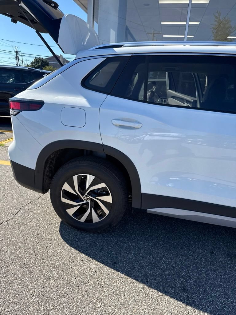 New 2026 Volkswagen Tiguan S AWD/4WD image 7