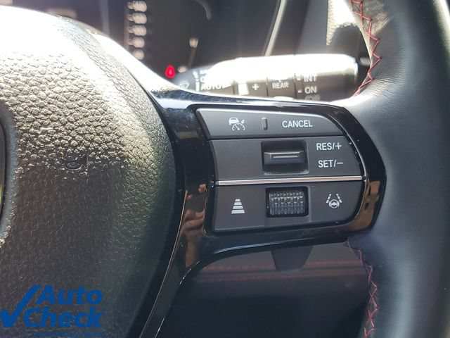 Used 2025 Honda Pilot Black Edition image 27
